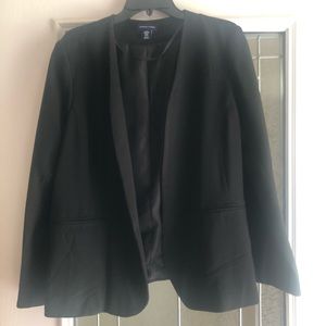 Adrienne Vittadini Black Open Blazer